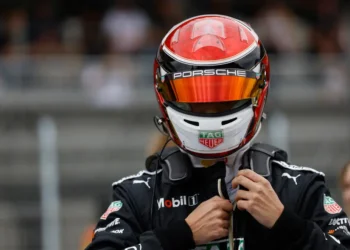 Wehrlein, de Porsche, vence en la fecha inaugural de la Fórmula E en México