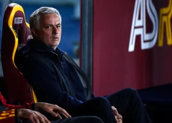 Jose Mourinho deja su cargo como entrenador del AS Roma