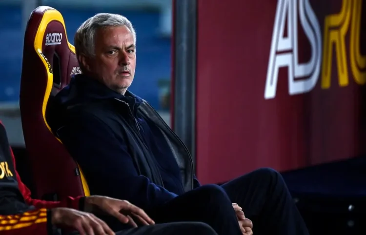 Jose Mourinho deja su cargo como entrenador del AS Roma