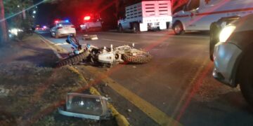 Taxi embista a joven motociclista en Bulevar “Praxedis Balboa”