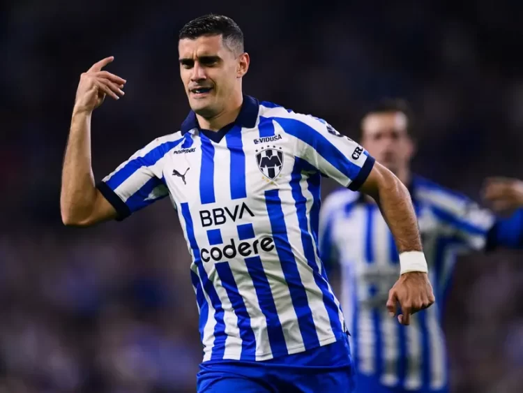 Monterrey derrota 3-2 a Pachuca y es líder de la Liga MX