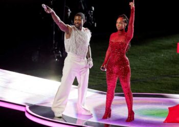 Usher cautivó a Las Vegas con su show de medio tiempo del Super Bowl LVIII