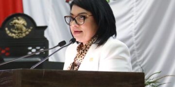 Sugiere Úrsula Salazar a Ayuntamientos ventanilla para jubilados y discapacitados.