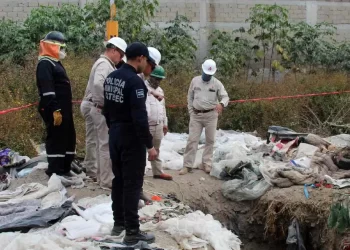 Aseguran en Ecatepec toma clandestina conectada a ductos de PEMEX