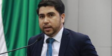 Sugieren a la SET regularizar a los maestros de tecnología educativa