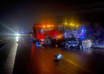 Cierran Carretera a Monterrey por choque de tráileres en Hidalgo