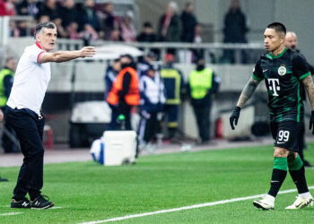 Mendilibar debuta con victoria en el Olympiakos