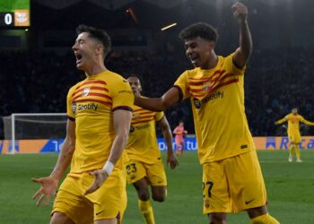 El Barcelona se salva; Lewandowski le puso emoción