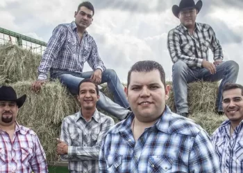 Grupo Duelo sufre accidente automovilístico y cancelan concierto