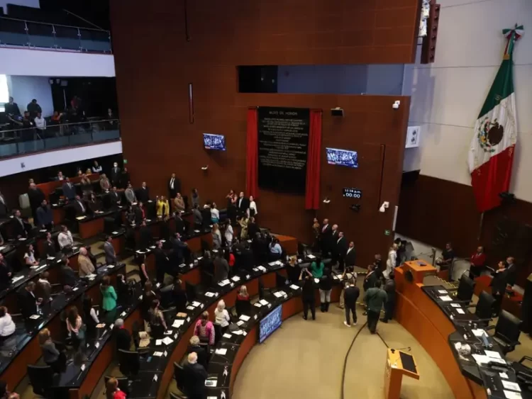 Morena sube y baja a sus candidatos “pluris” al Senado y Diputaciones Federales