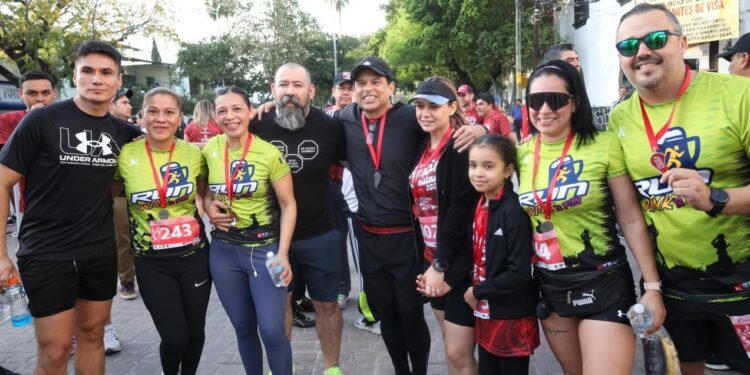 Encabeza Lalo Gattás Carrera del Amor y la Amistad 2024