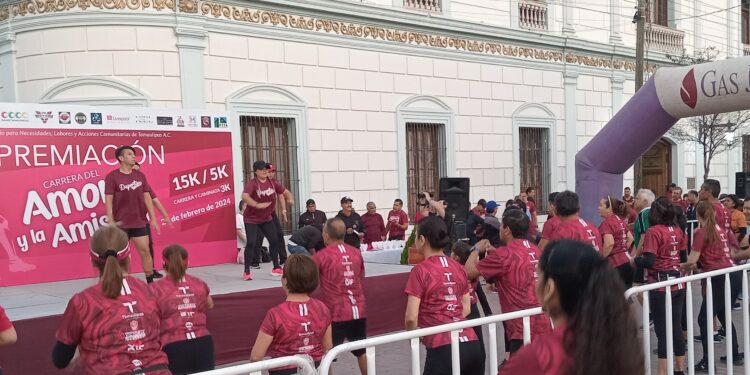 Encabeza Lalo Gattás Carrera del Amor y la Amistad 2024