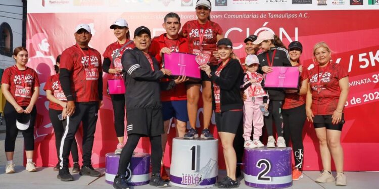 Encabeza Lalo Gattás Carrera del Amor y la Amistad 2024