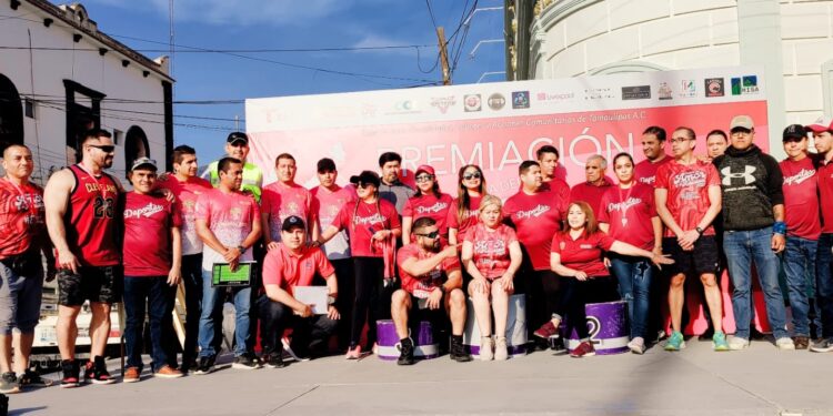 Encabeza Lalo Gattás Carrera del Amor y la Amistad 2024