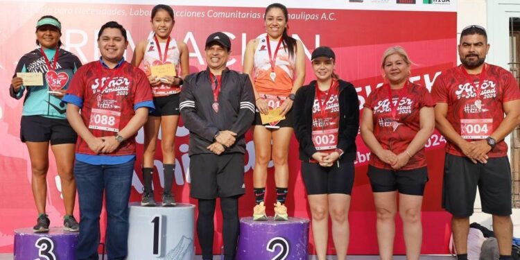 Encabeza Lalo Gattás Carrera del Amor y la Amistad 2024