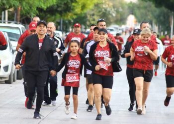 Encabeza Lalo Gattás Carrera del Amor y la Amistad 2024
