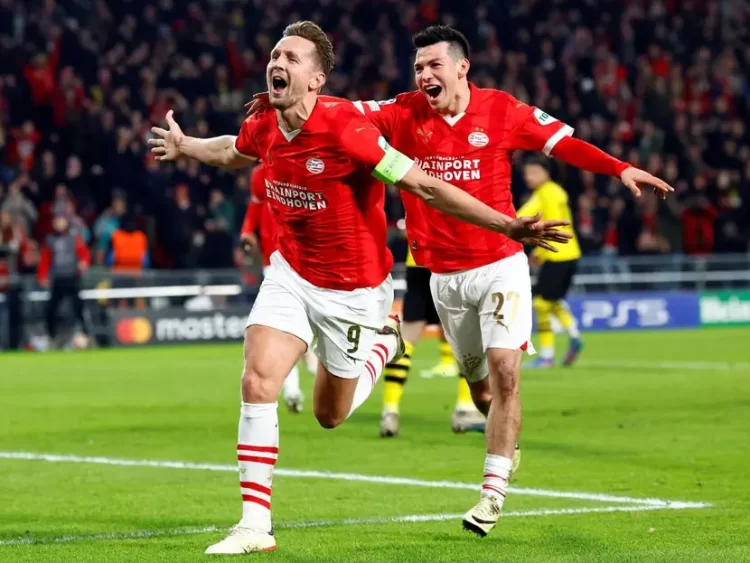 PSV aplasta 7-1 y ‘Chucky’ Lozano destaca con doble participación en goles