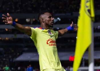 América derrota 1-0 a Cruz Azul en el estadio Azteca
