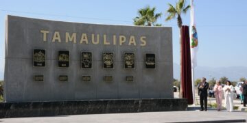 Devela gobernador Américo Villarreal muro del Bicentenario de Tamaulipas