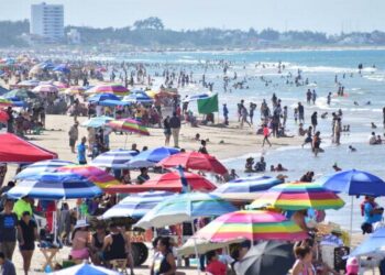 Aprueban iniciativa que obliga a reforzar seguridad en 600 municipios turísticos de México