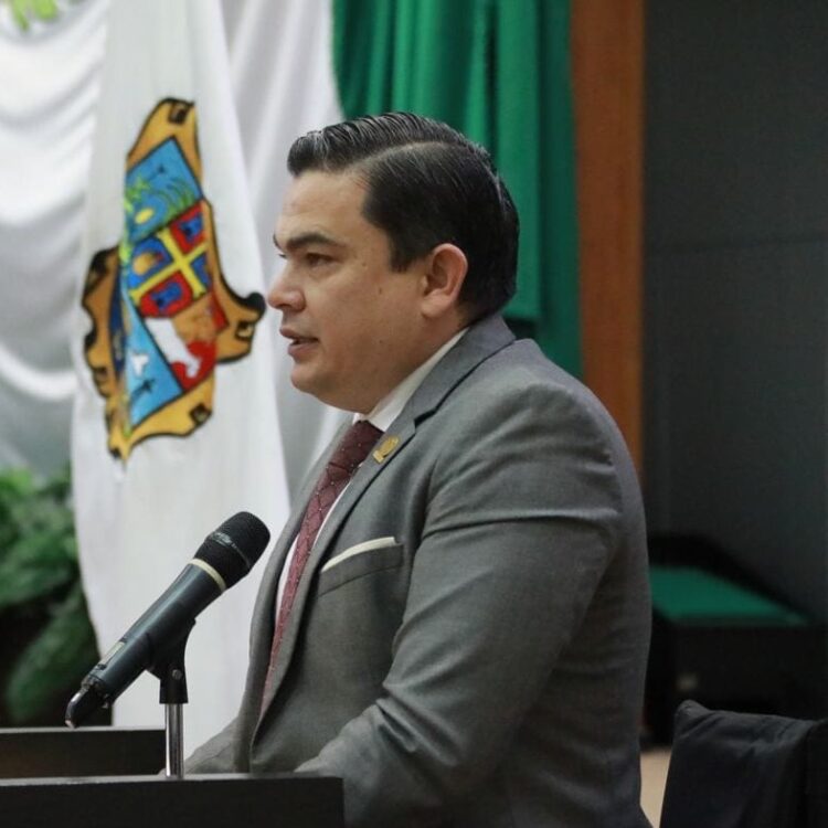Autorizan licencia al diputado Marco Gallegos de Reynosa