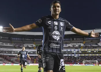 Querétaro golea 4-1 al Atlético San Luis