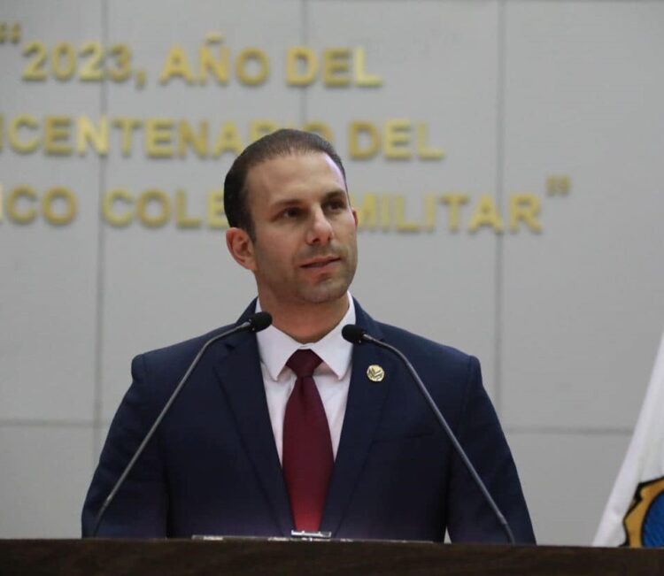 Deja Diputación Local el tampiqueño Edmundo Marón Manzur; va unos meses al Senado