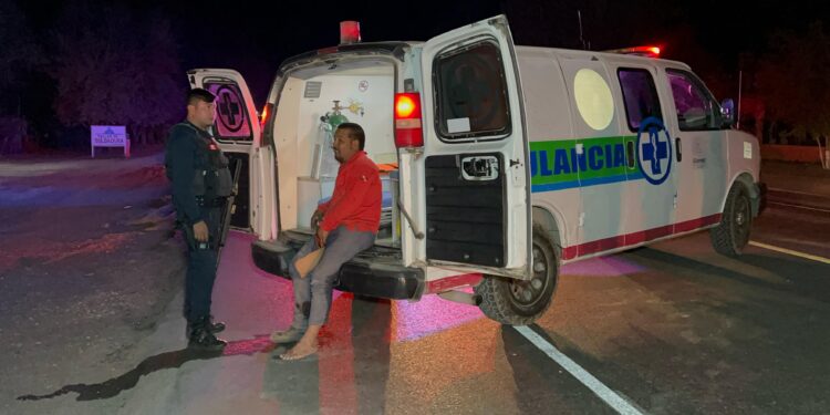 Cerreterazo en ruta Victoria-Monterrey con incendio de tres vehículos