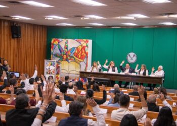 Asamblea de UAT aprueba candidaturas de Maribel Soberón y Dámaso Anaya a la Rectoría