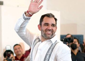 Va Américo Villarreal Santiago por senaduría plurinominal