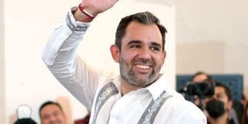 Va Américo Villarreal Santiago por senaduría plurinominal