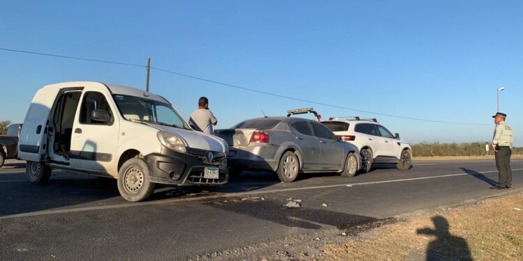 Carambola vehicular en el kilómetro 12 de carretera Victoria-Soto la Marina