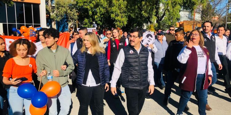 Apuesta Dámaso Anaya a formar estudiantes exitosos en la UAT