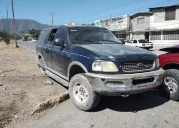 Dos heridos en un choque de camionetas en Cd. Victoria.
