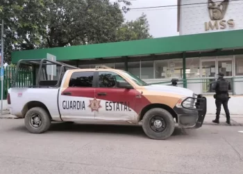 Por celos, adolescente manda al hospital a novia en Xicoténcatl