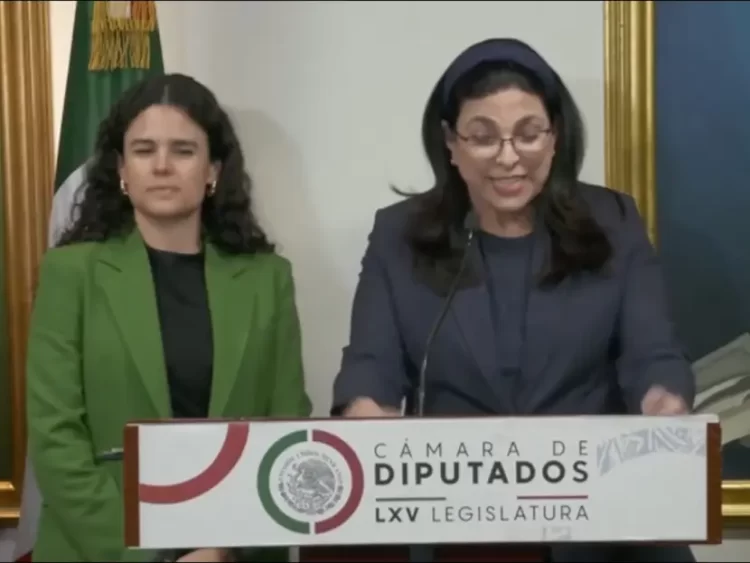 Luisa María Alcalde entrega el paquete de reformas de AMLO al Congreso