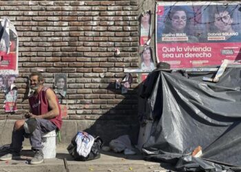 Nivel de pobreza en Argentina alcanza el máximo en dos décadas bajo el mandato de Milei