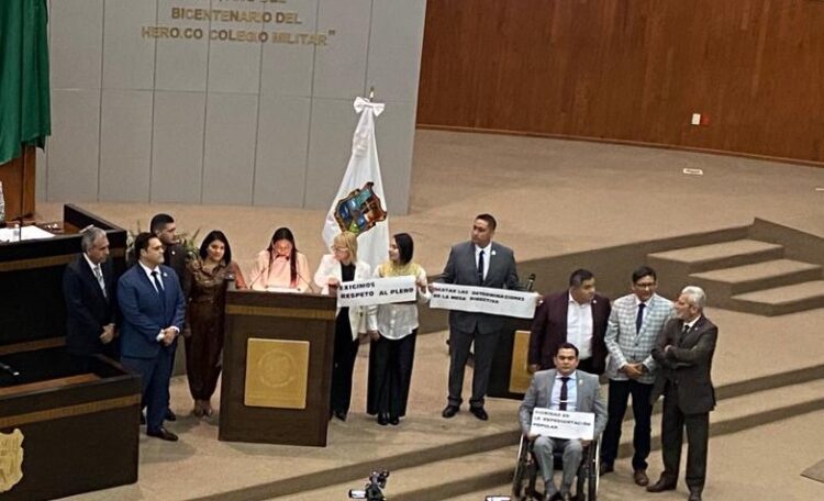 Amonestan a la Diputada panista Leticia Vargas