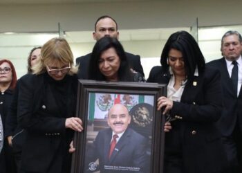 Otorgan pensión vitalicia a esposa del fallecido Diputado Juan Ovidio García