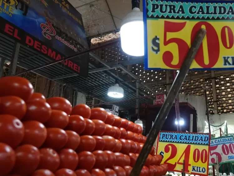 Inflación en México lleva 3 meses al alza; llega a 4.88% en enero de 2024