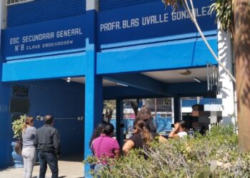 Padres denuncian que joven acudió armado a secundaria de Cd. Victoria