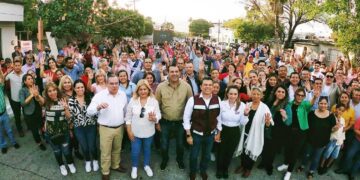Participan Lalo y Lucy Gattás en el 65 aniversario de la Col. Treviño Zapata de Cd. Victoria