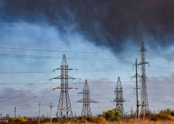 Ataque con drones rusos causa daños en central eléctrica de Dnipró, Ucrania
