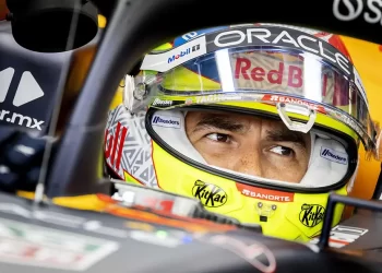 Checo Pérez busca redimirse en la temporada 2024 de la F1 tras un año complicado
