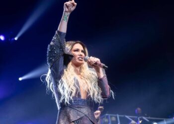 María José, sorprende en el primer aniversario del Auditorio Cumbres