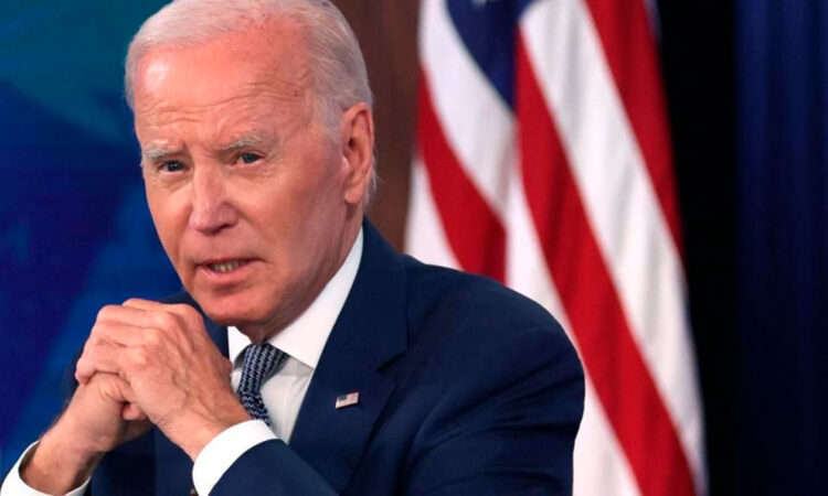 Juez federal autoriza a Florida a oponerse a política migratoria de Biden