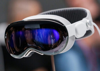 Usuarios devuelven Apple Vision Pro por causar fatiga visual y dolores de cabeza