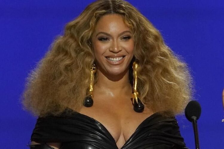 Beyoncé lanza fondo para apoyar escuelas y salones de cosmetología en Estados Unidos