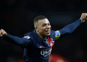 Pep Guardiola evita confirmar rumores sobre el interés del Manchester City en Kylian Mbappé