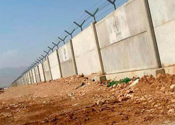 Irán planea levantar un muro de hormigón en la frontera con Afganistán